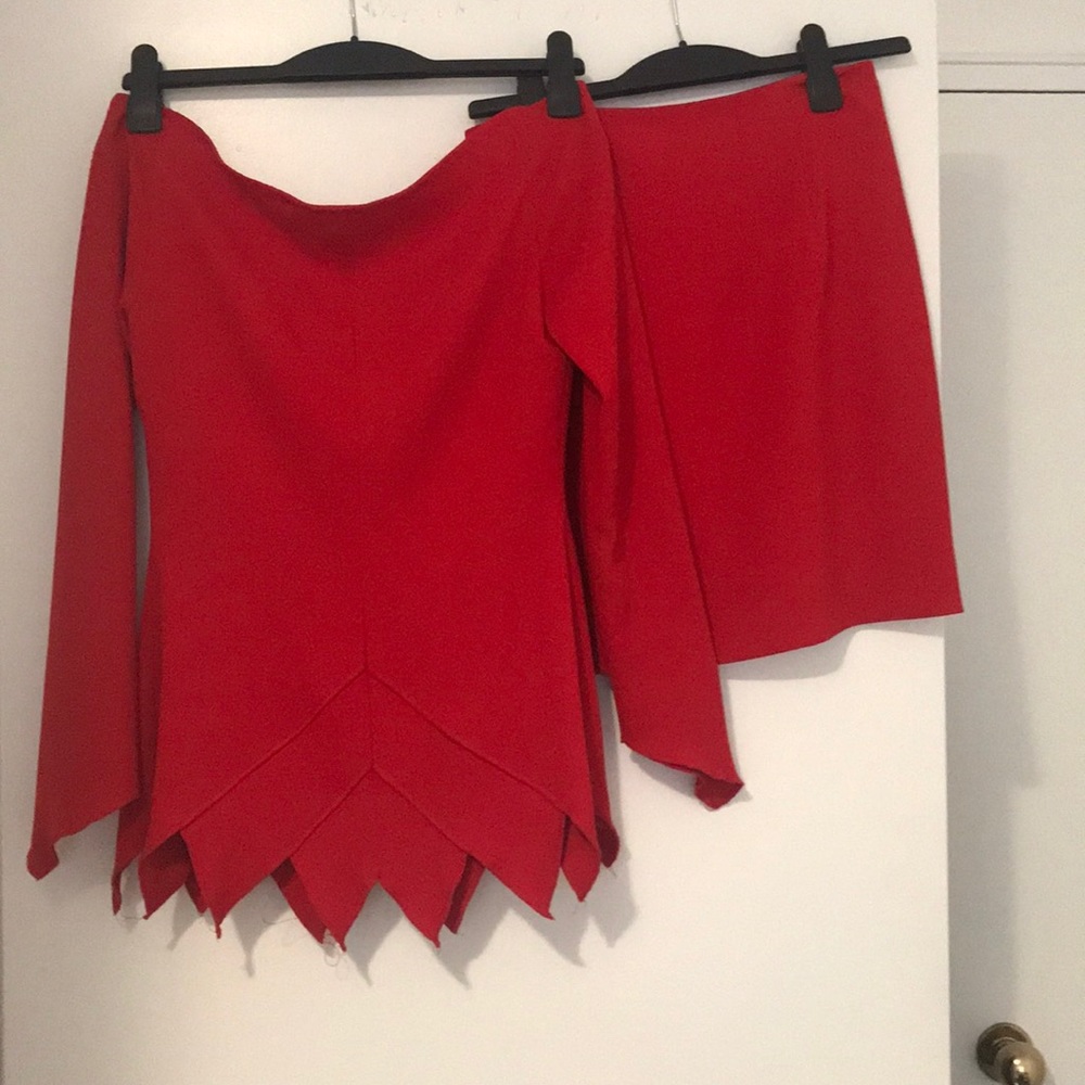 Nicole Miller red crepe suit. Like new. - Picture 3 of 3